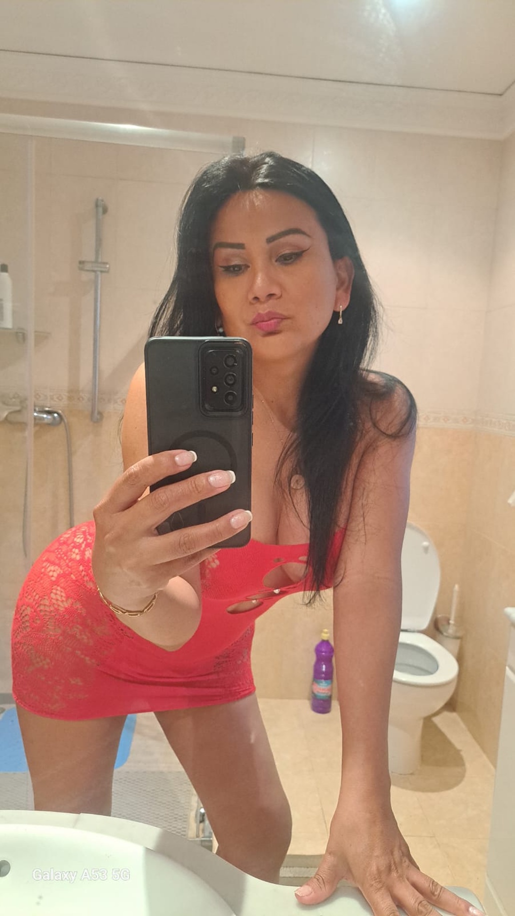 634088354|AMANDA|Escort