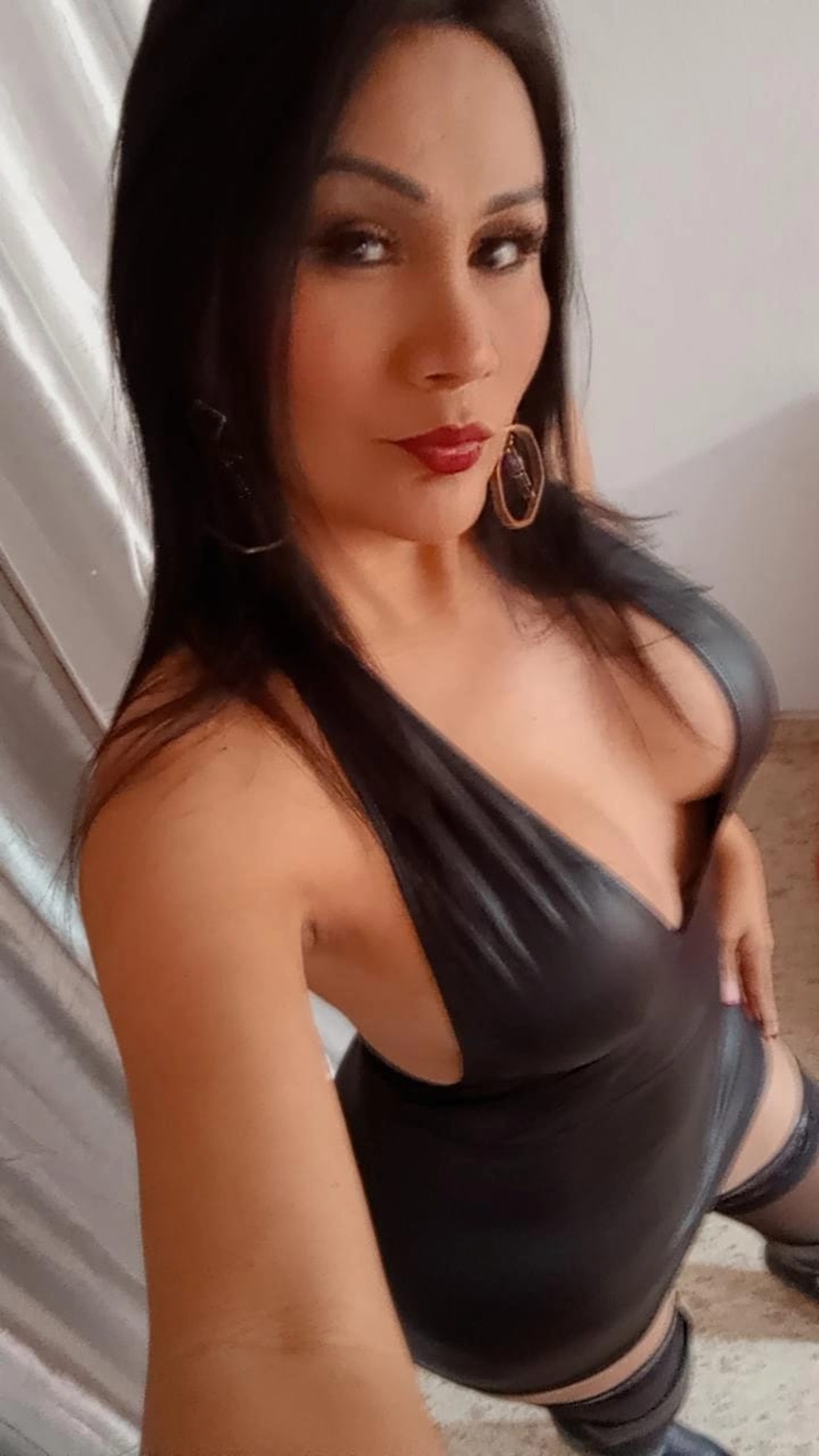 634088354|AMANDA|Escort