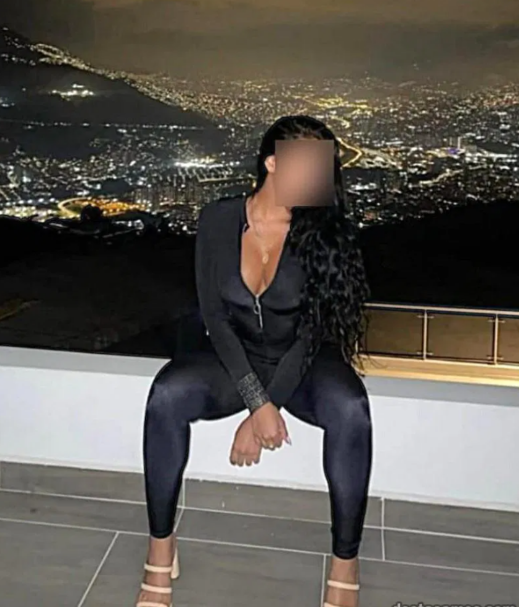 623720072|LAURA|Escort