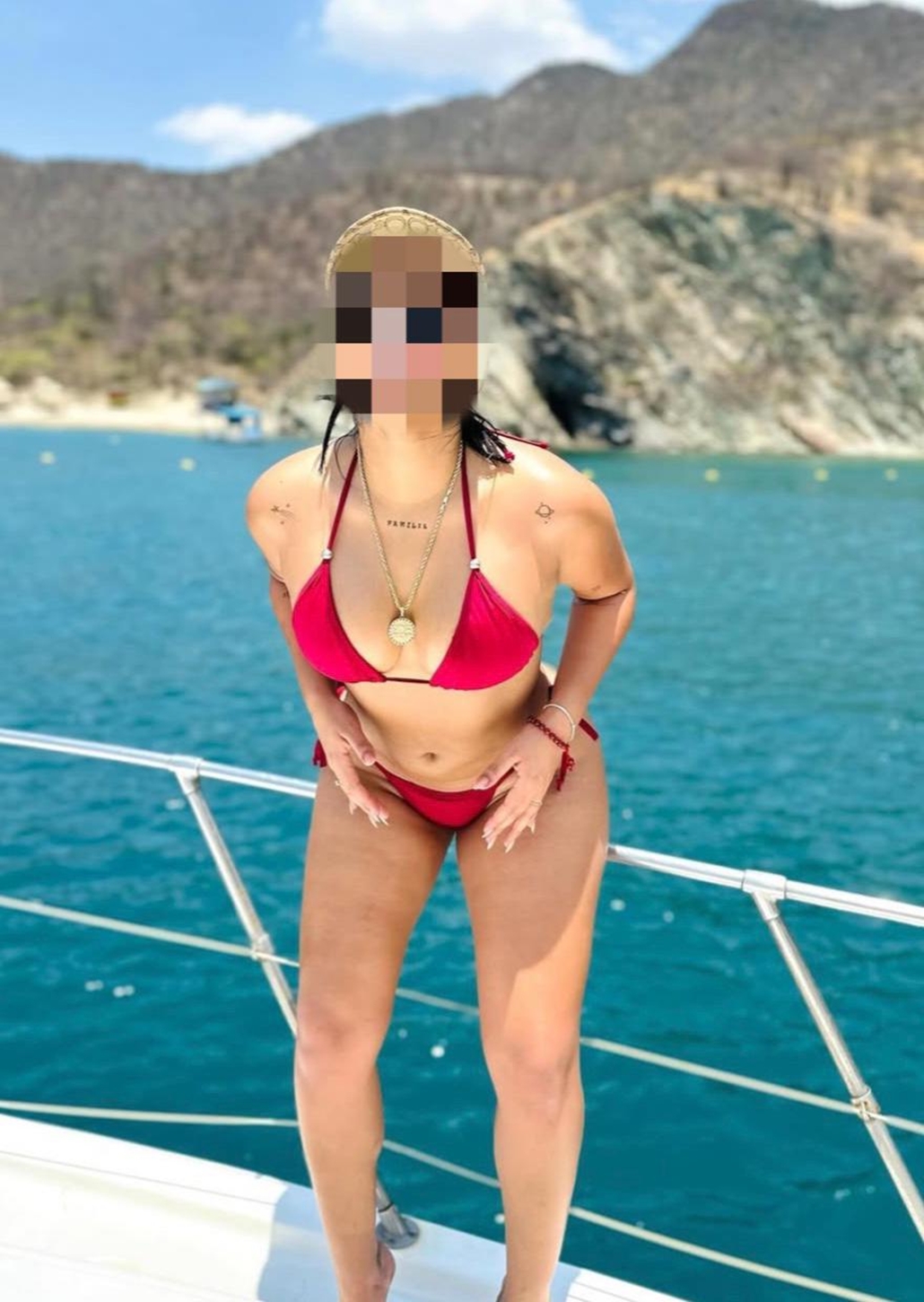 641893747|MARIANA|Chica