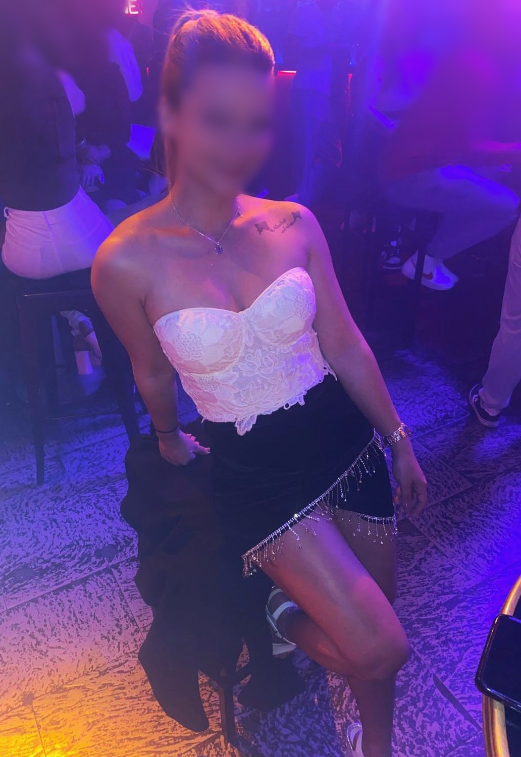 658720412|CORAL|Chica