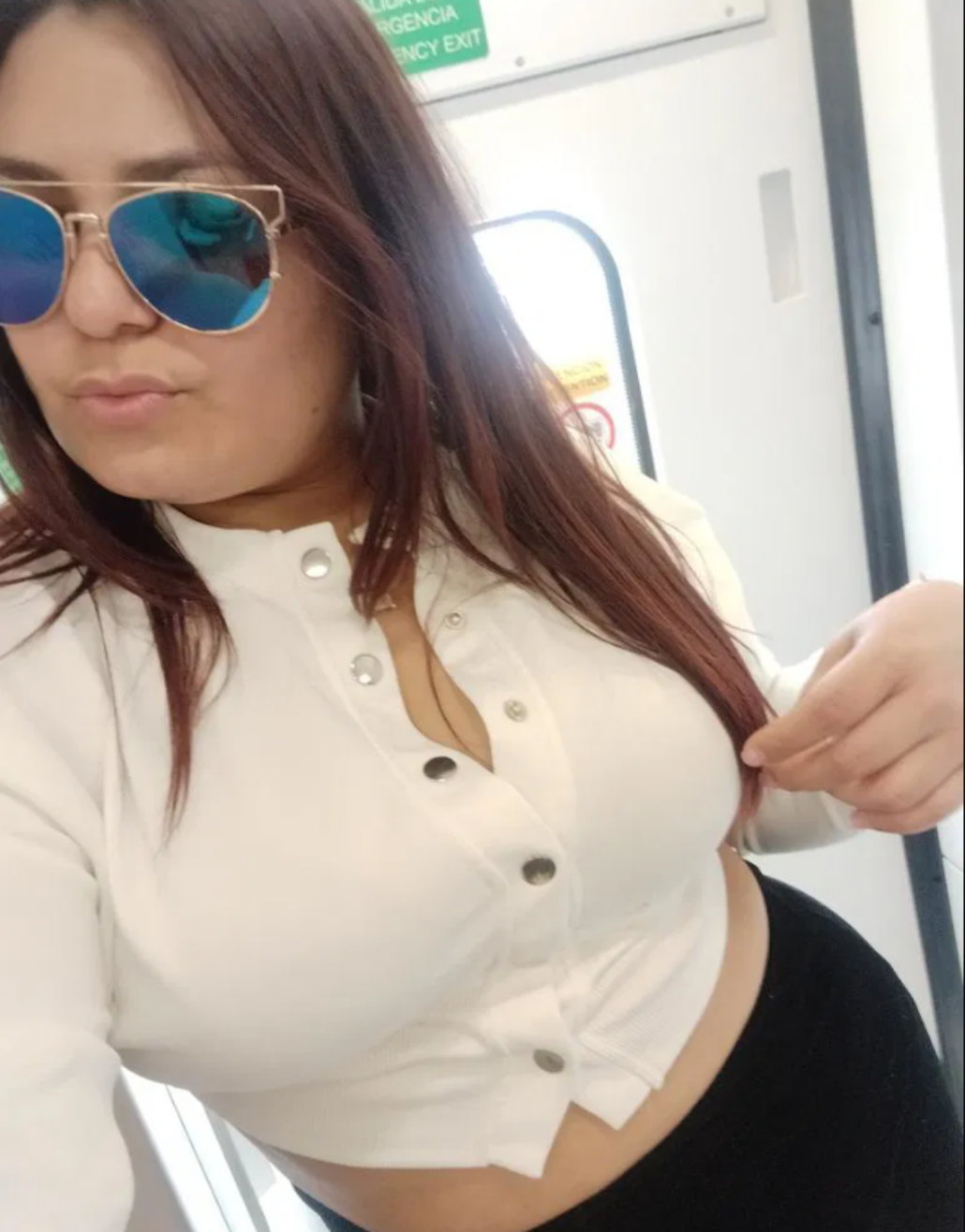617663991|ROMINA|Chica
