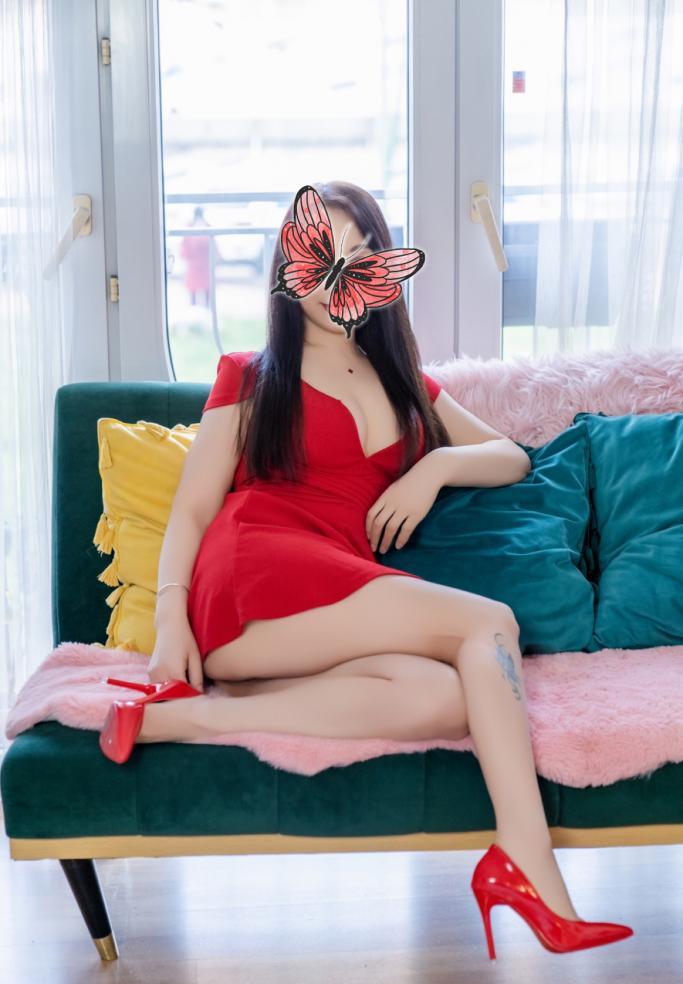 665806199|SARAI|Chica