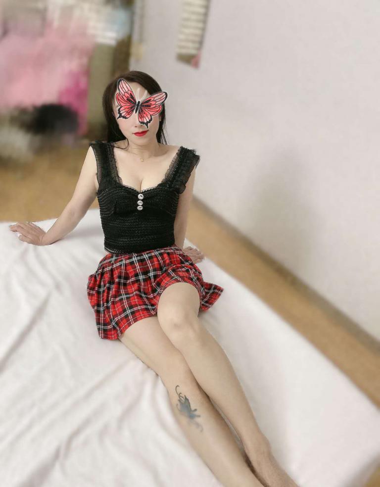 665806199|SARAI|Chica