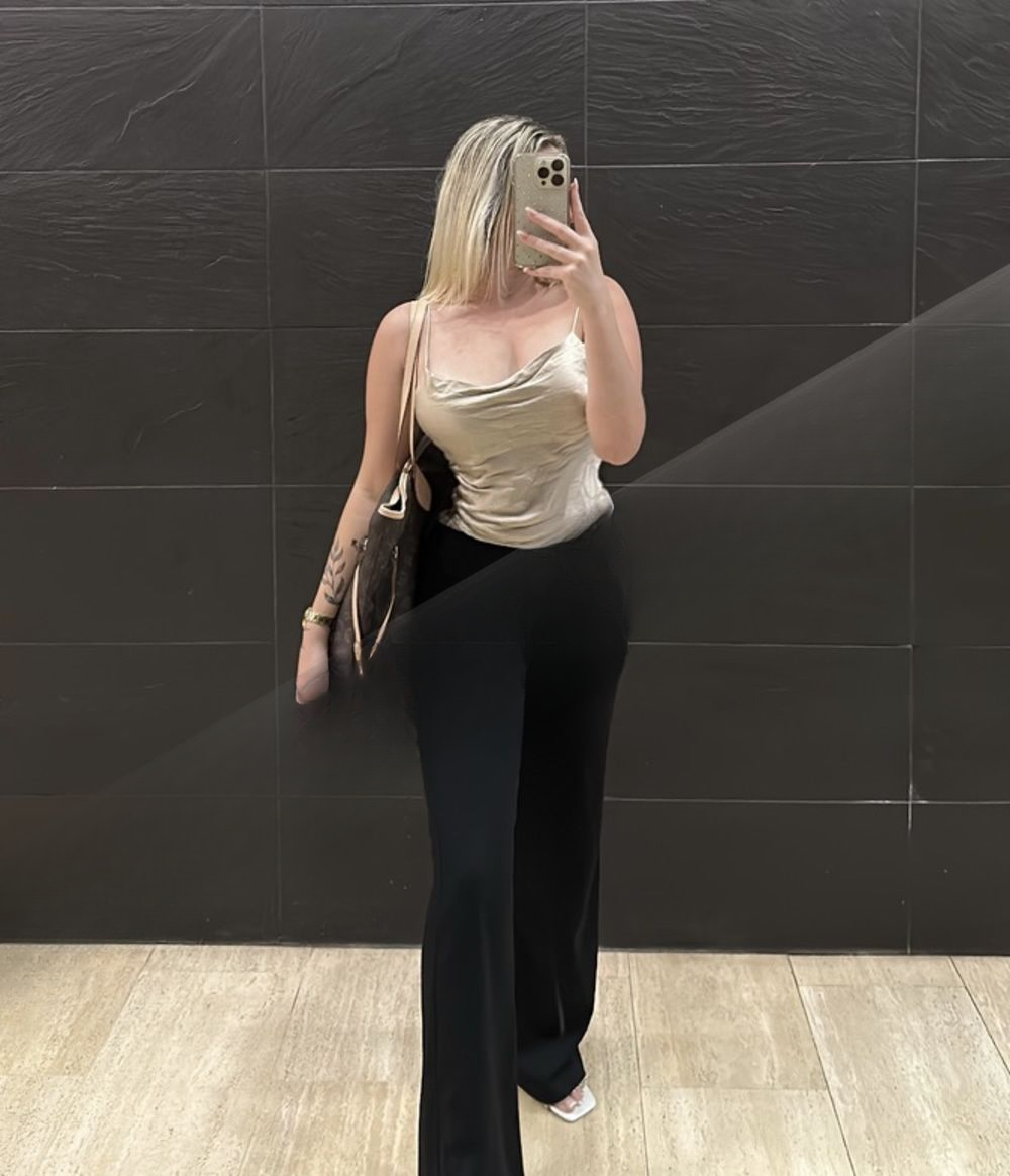 611261964|SOFIA|Chica