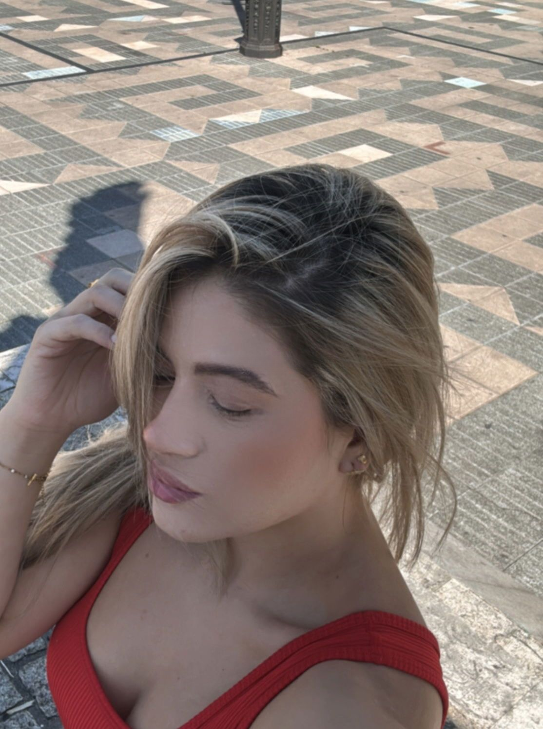 613444882|KARINA|Chica
