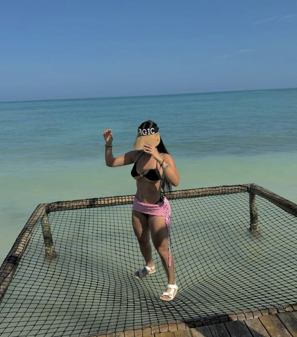 613747615|CAMILA|Chica
