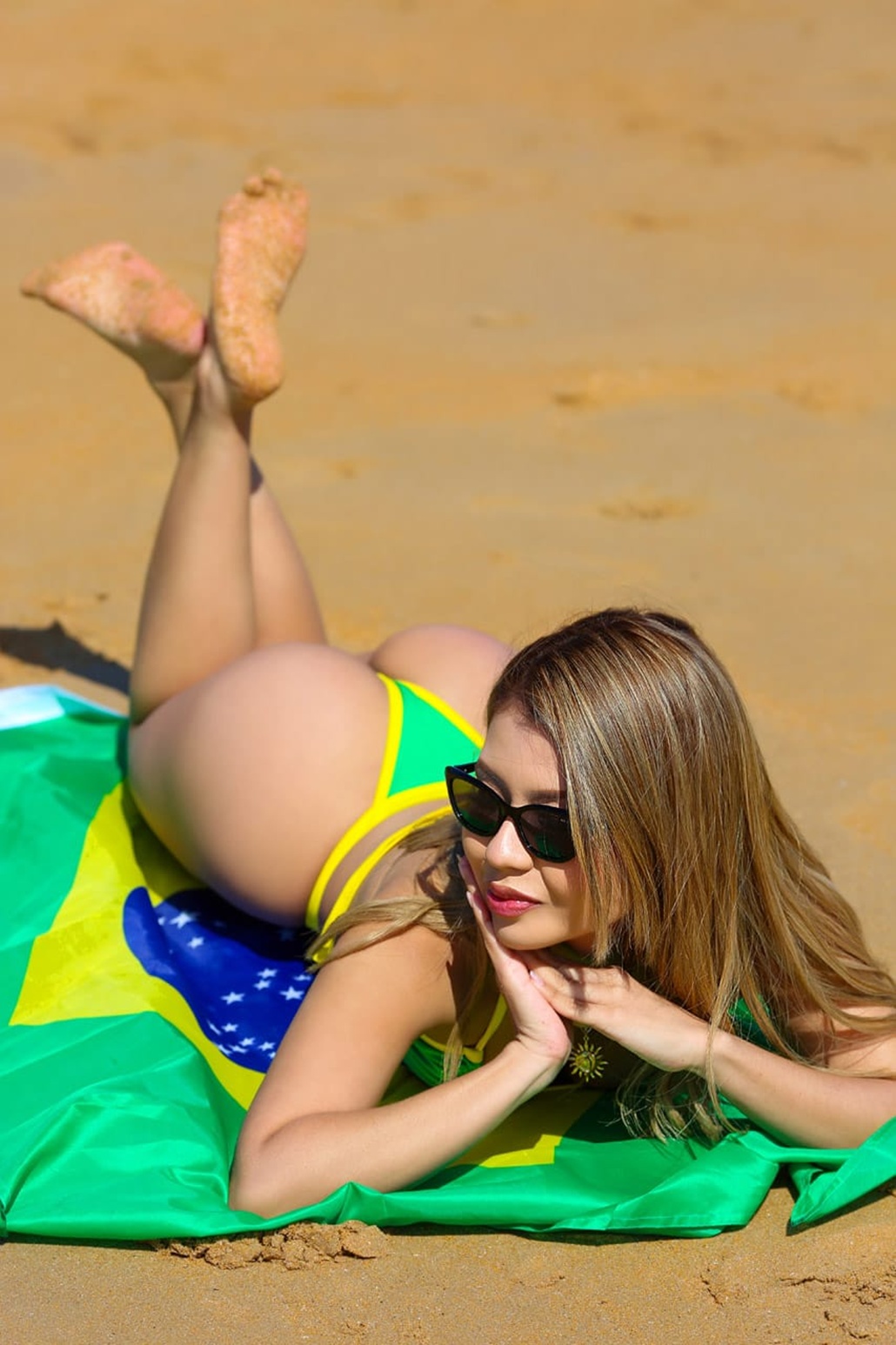 635661136|BELINDA|Chica