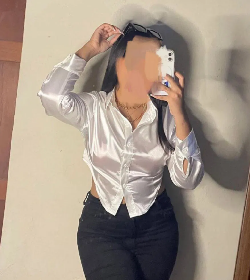 602633699|CARIÑOSA|Chica
