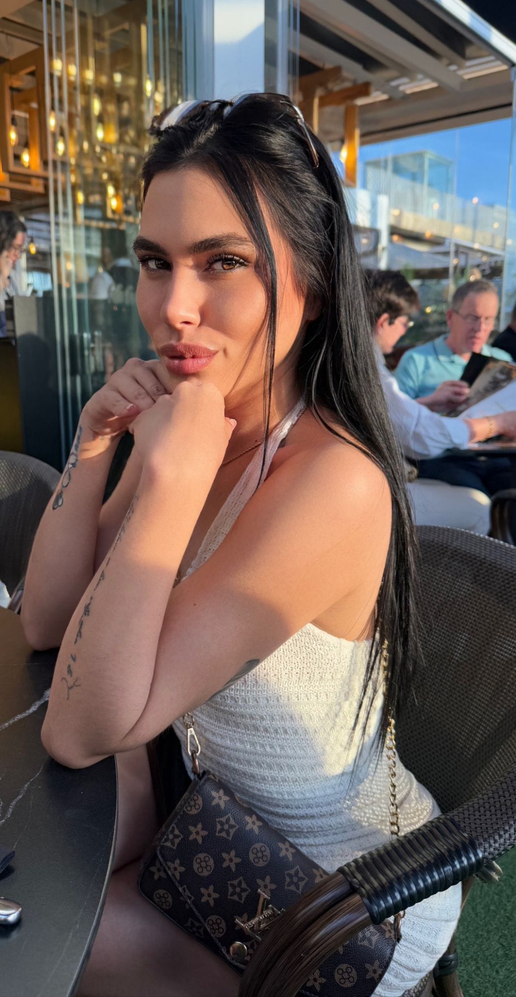614678512|EVA|Chica
