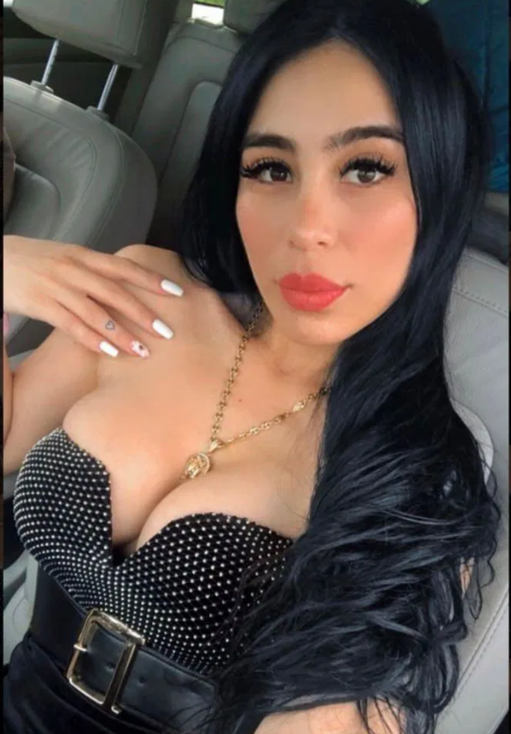631992358|CAROLINA|Chica