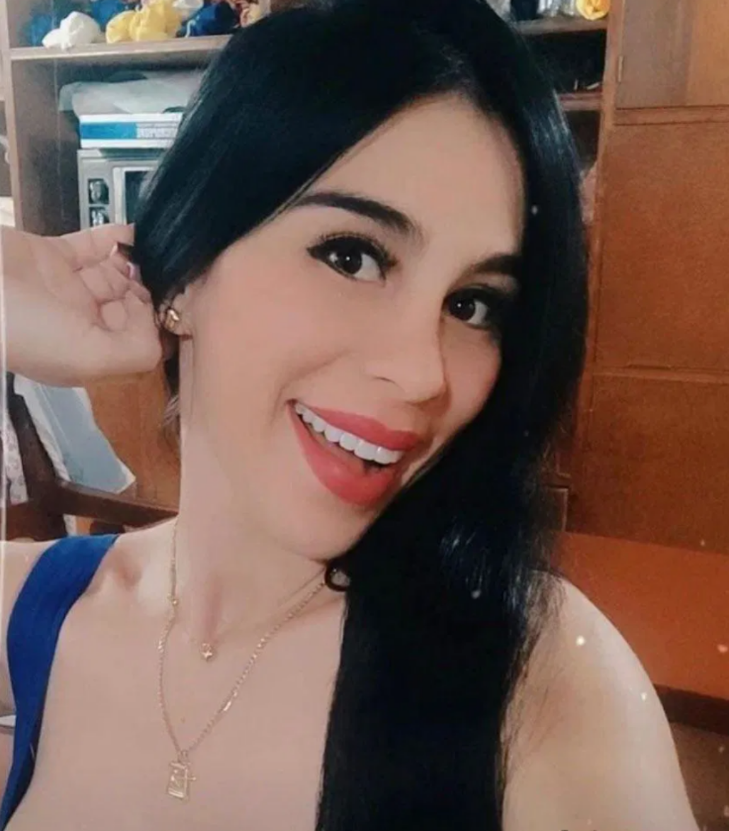 631992358|CAROLINA|Chica