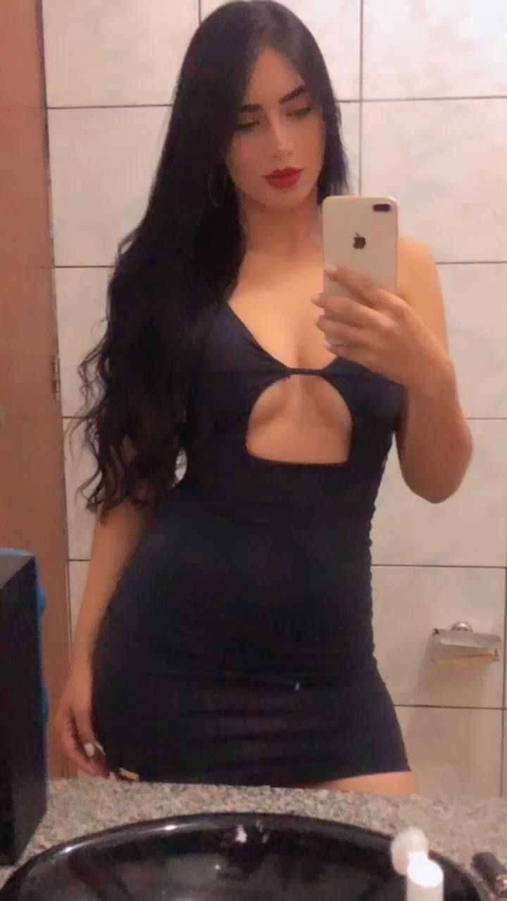 692483751|NICOLE|Chica