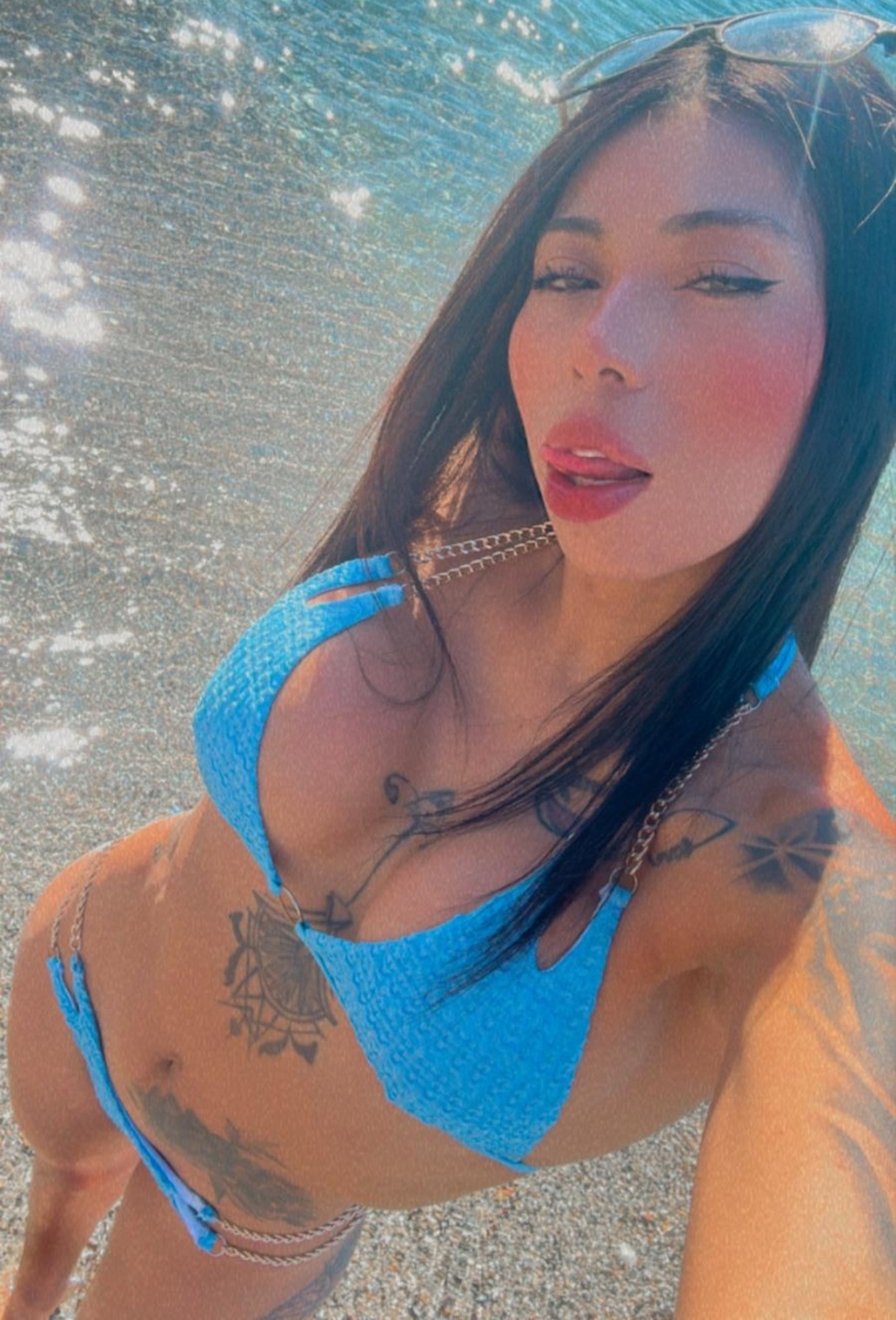 613756691|HELEN|Chica