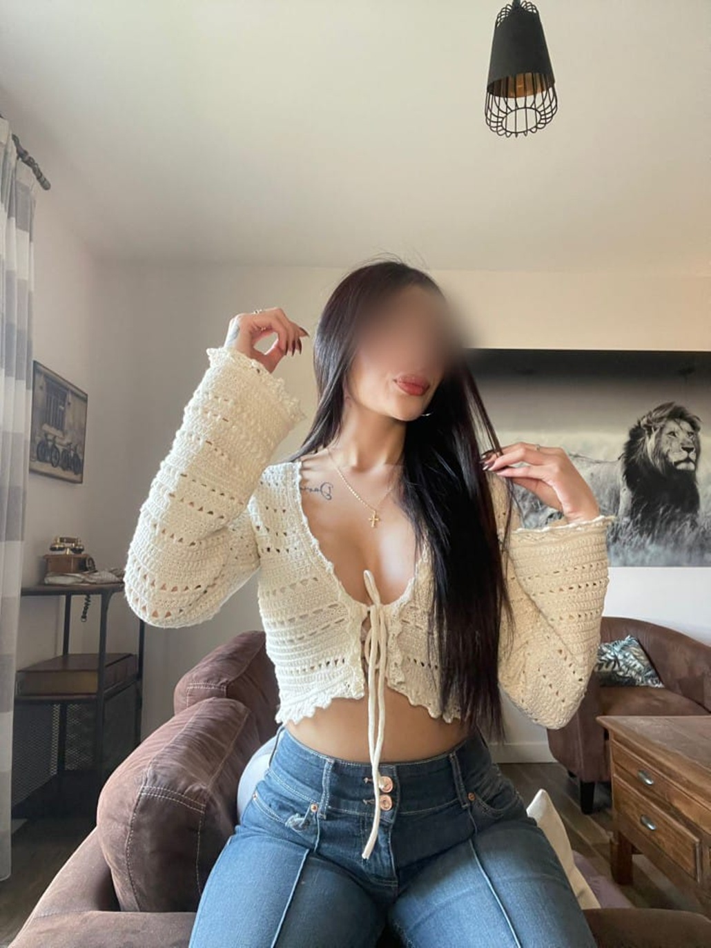 641709933|ADARA|Puta