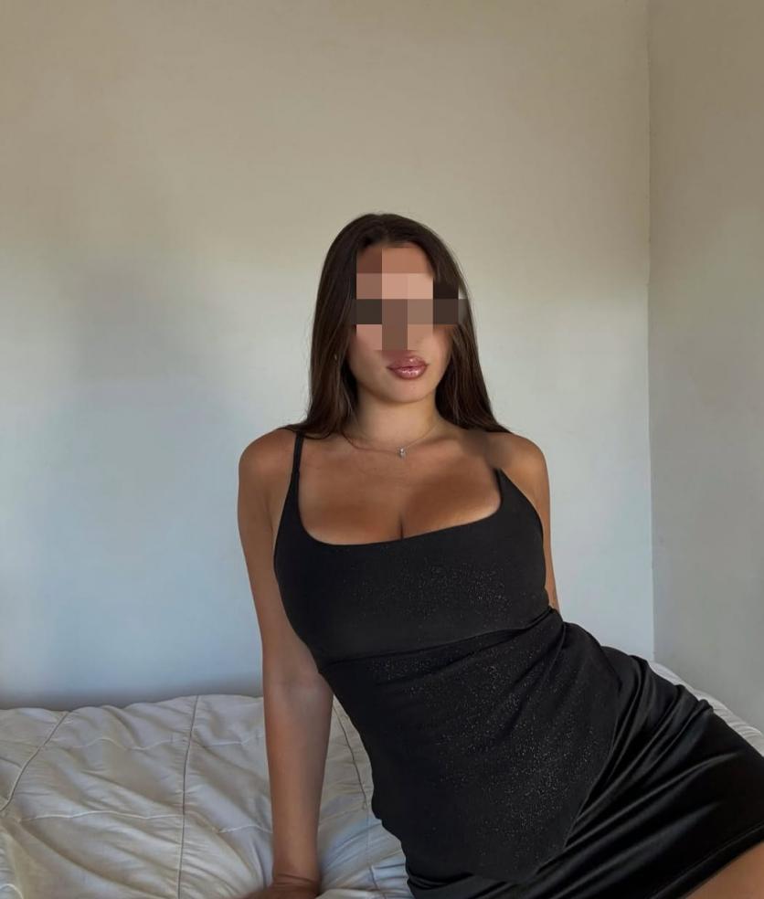 632348259|CATALINA|Chica