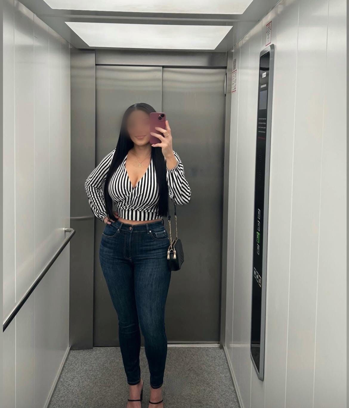 613903482|LEA|Chica