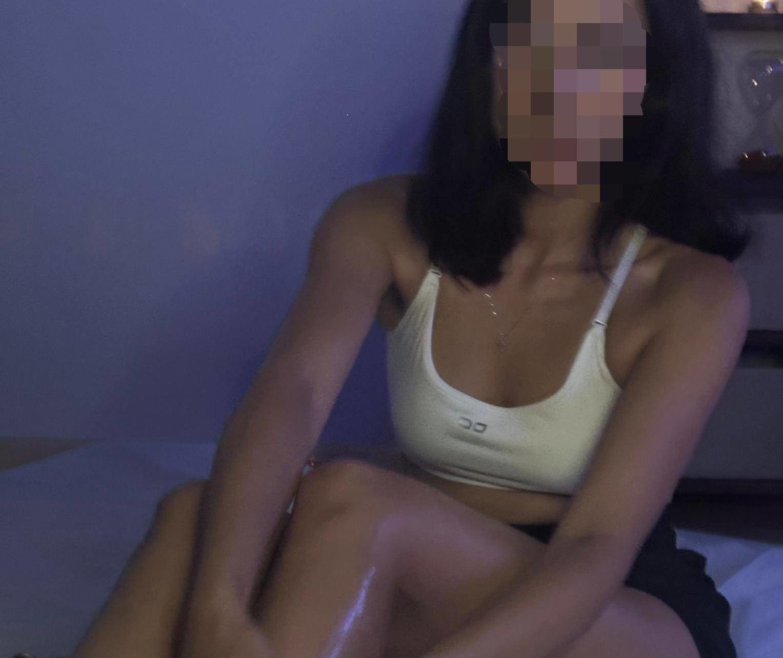 673946632|AURAH|Chica