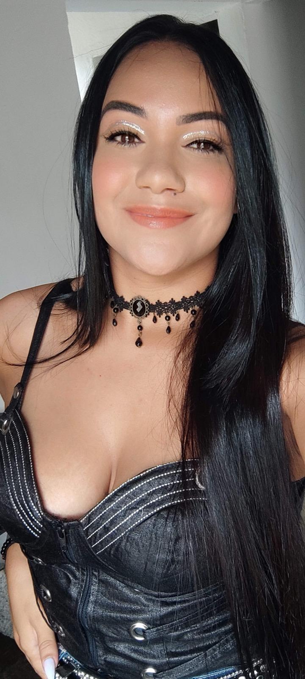 632927875|SOL|Escort