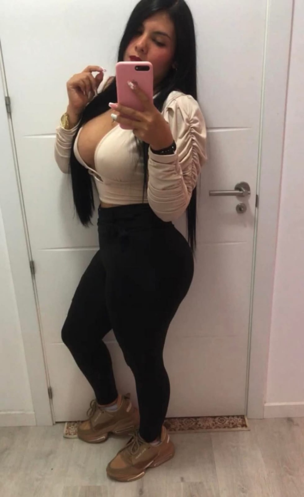 613860024|ALEJANDRA|Chica