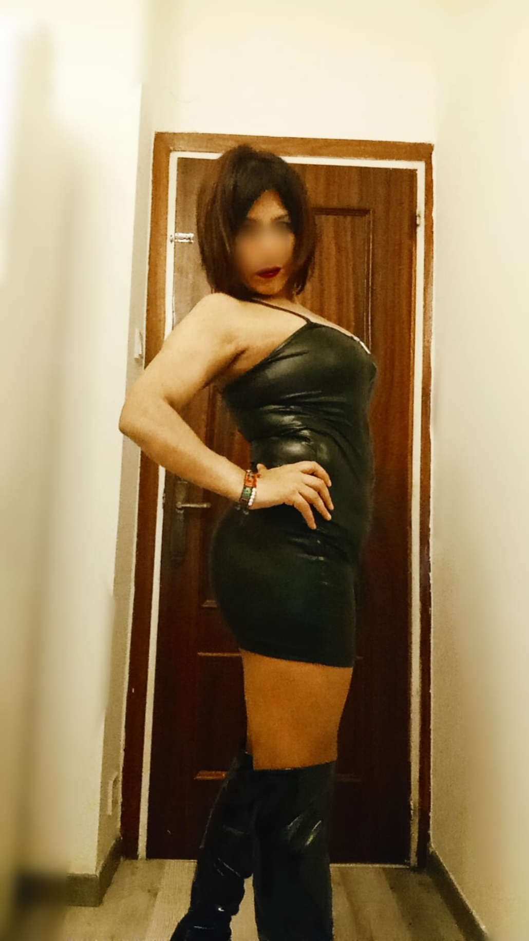 gallery-photo