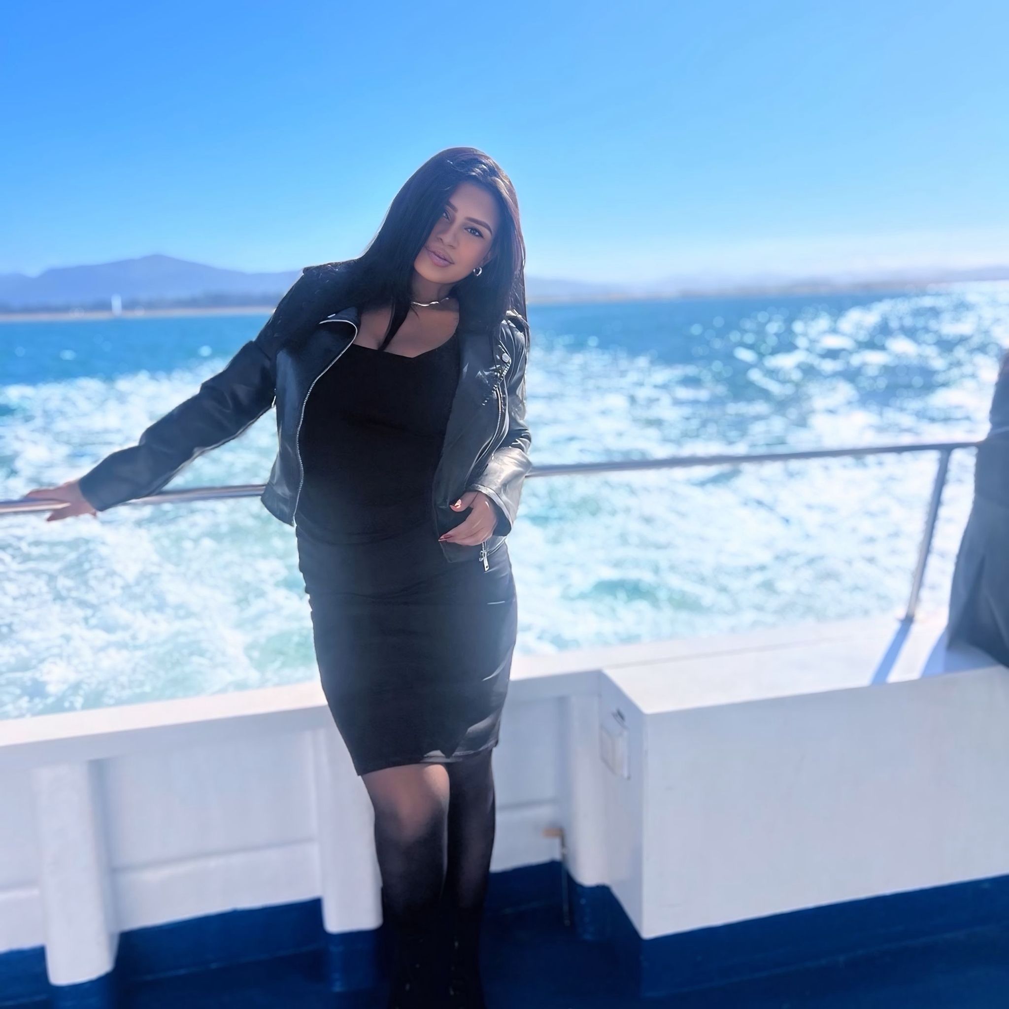 gallery-photo