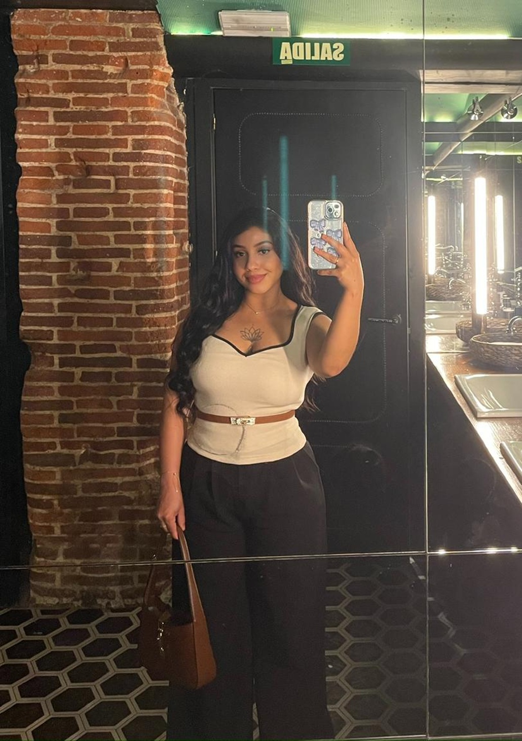 672098894|VALENTINA|Chica