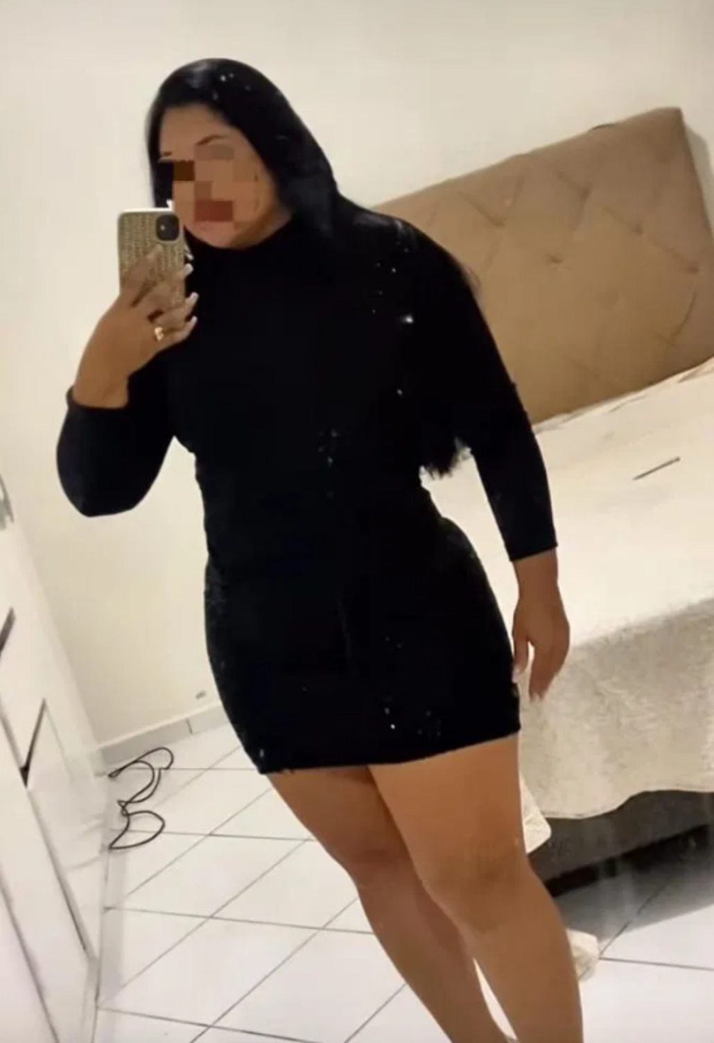 643828469|LUNA|Chica