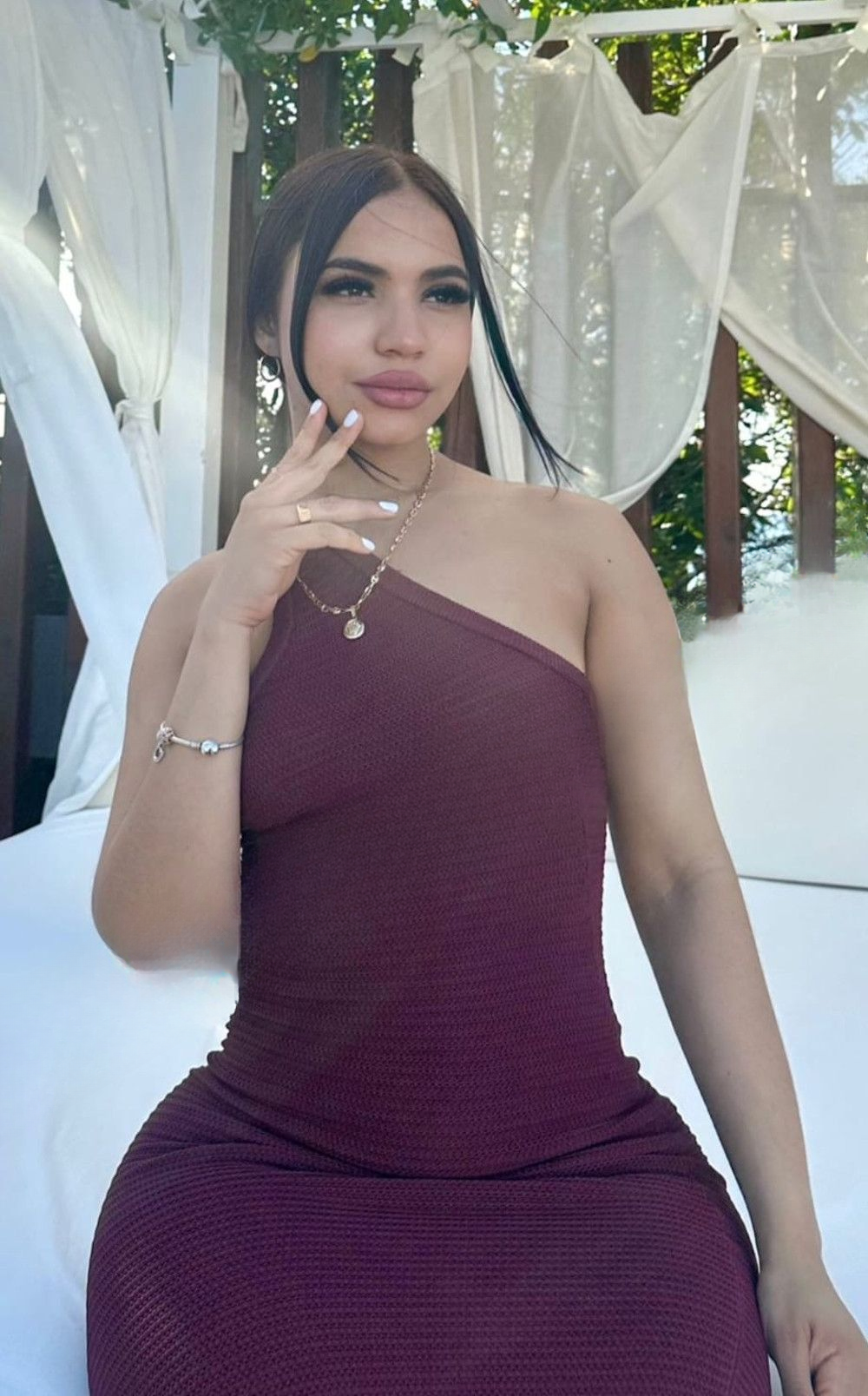 672957905|VICTORIA|Chica