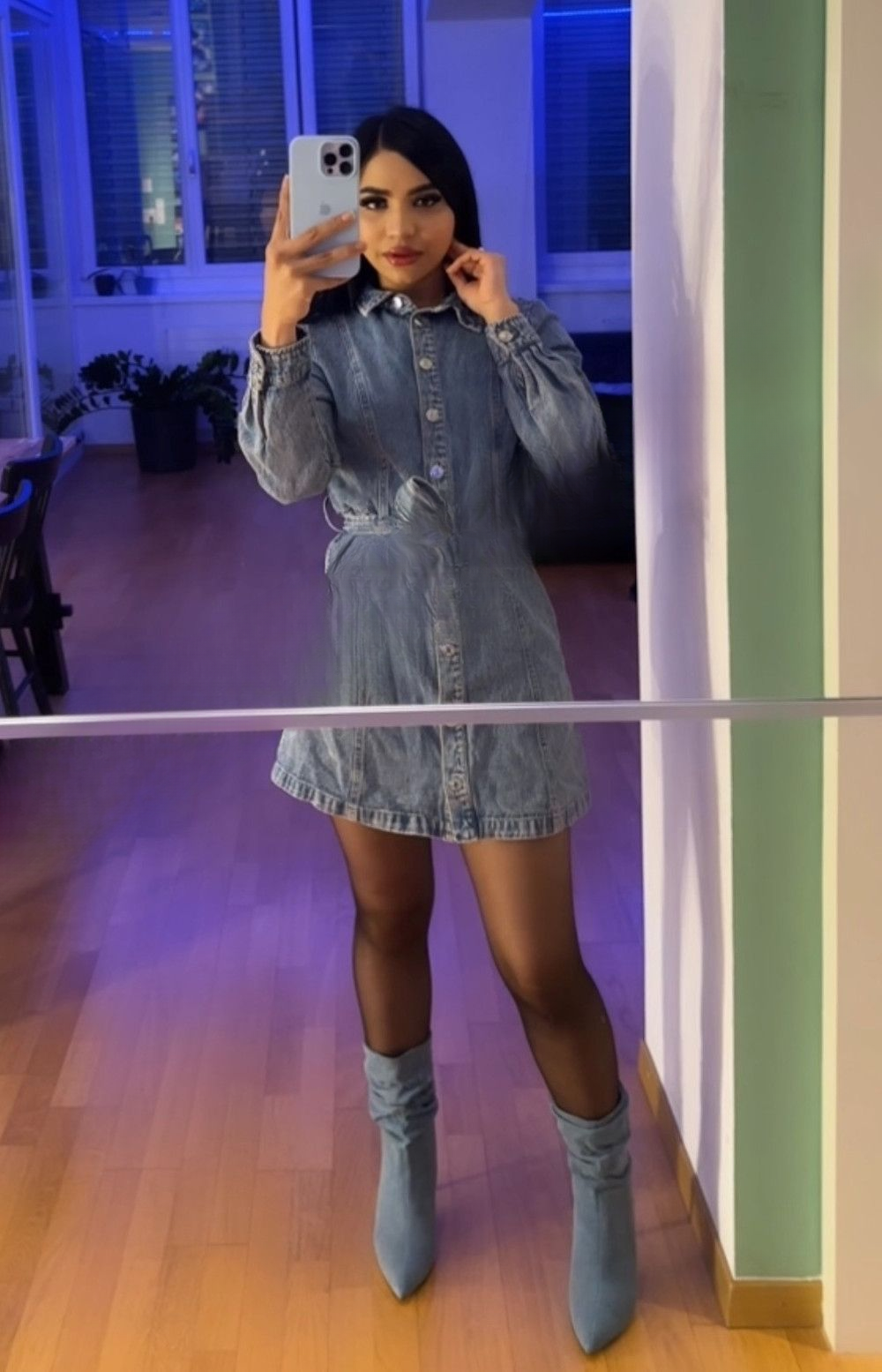672957905|VICTORIA|Chica