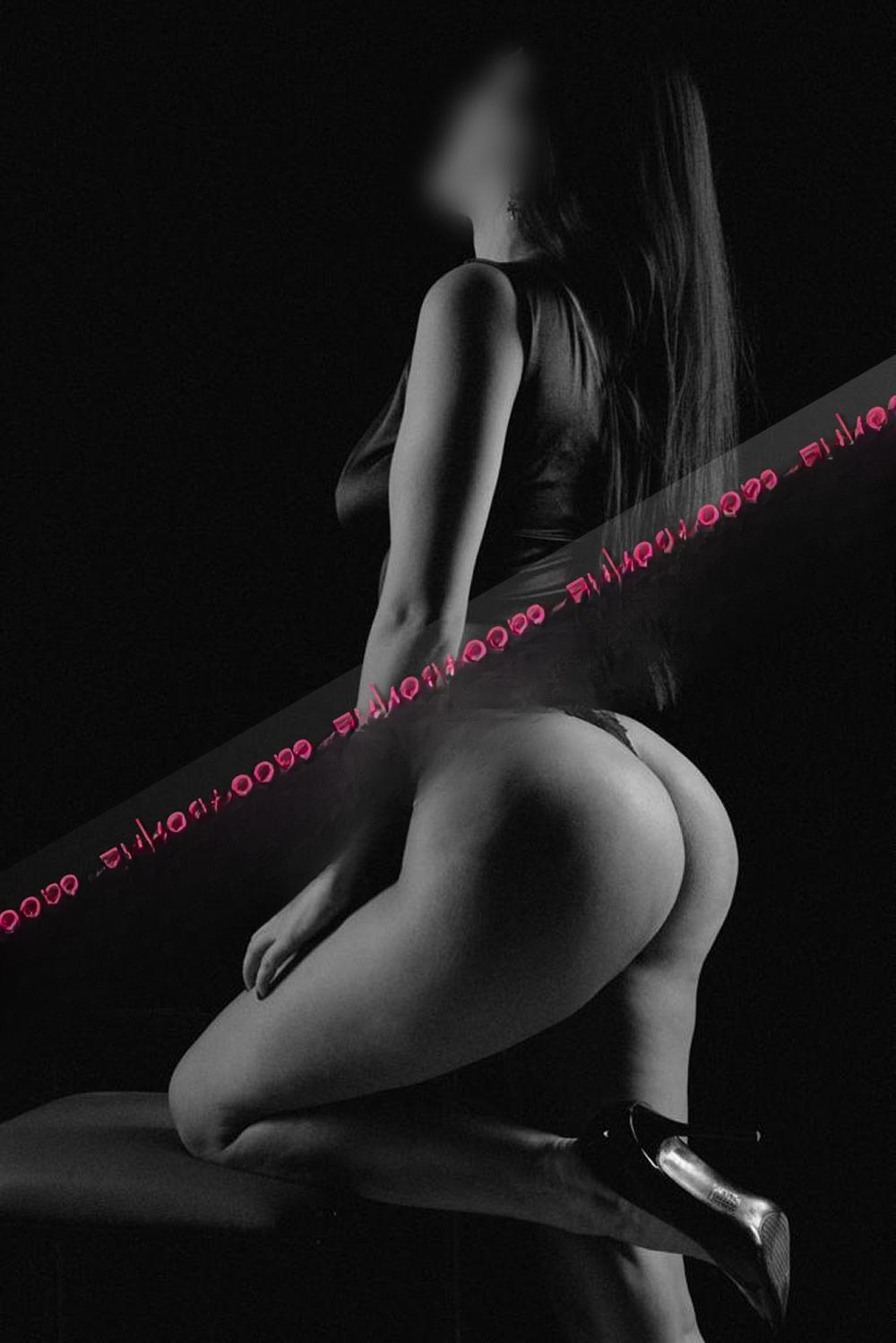 611239664|PAULA|Chica