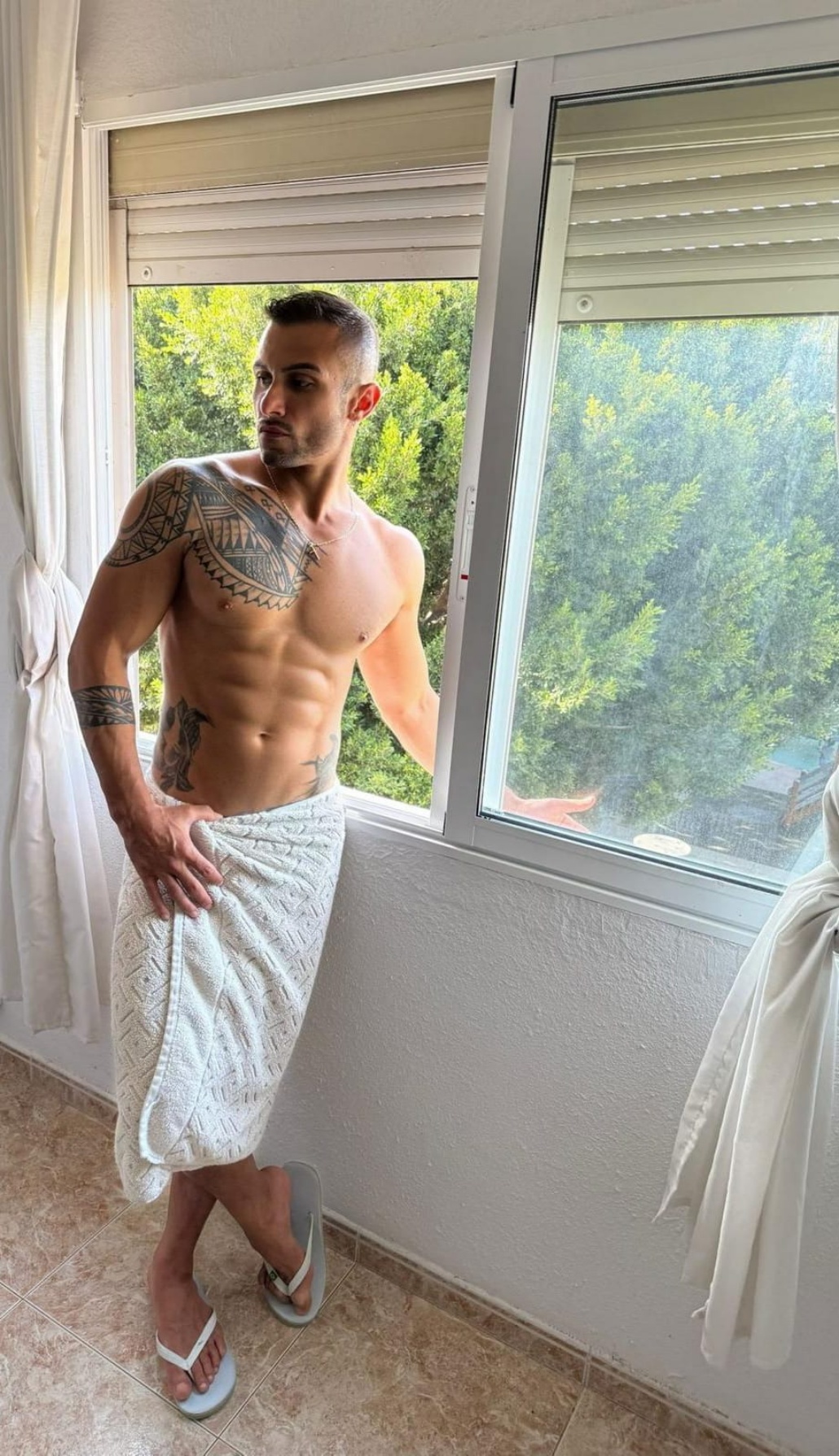 692592475|DIEGO|Chico