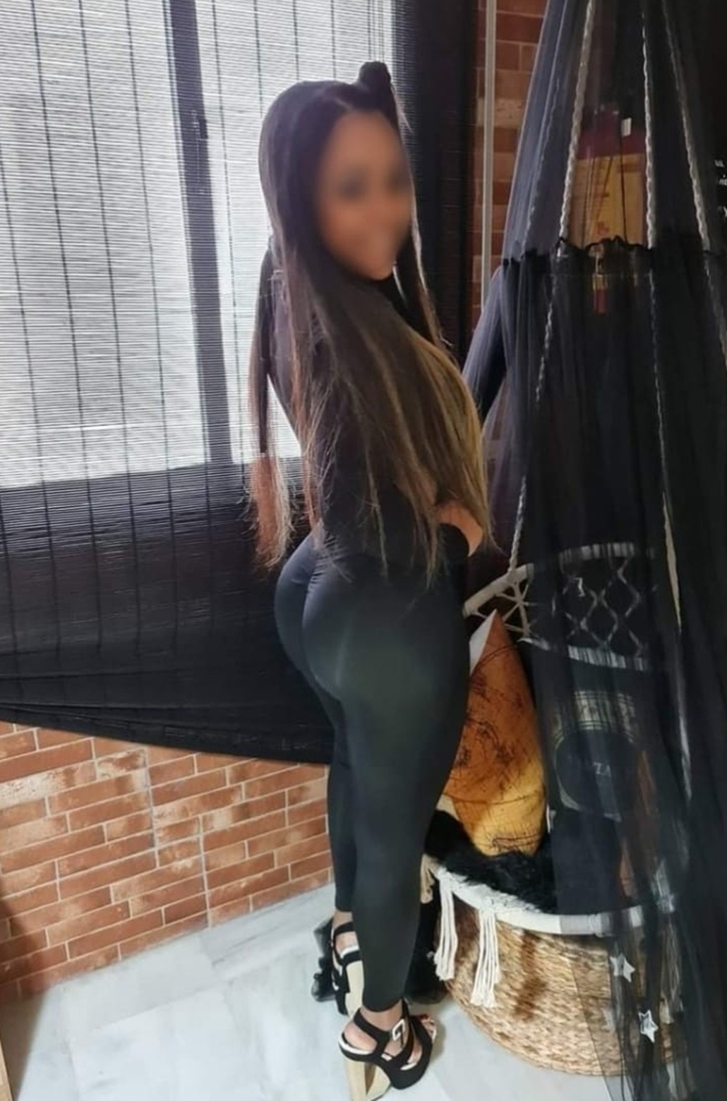 602133991|samy|Chica