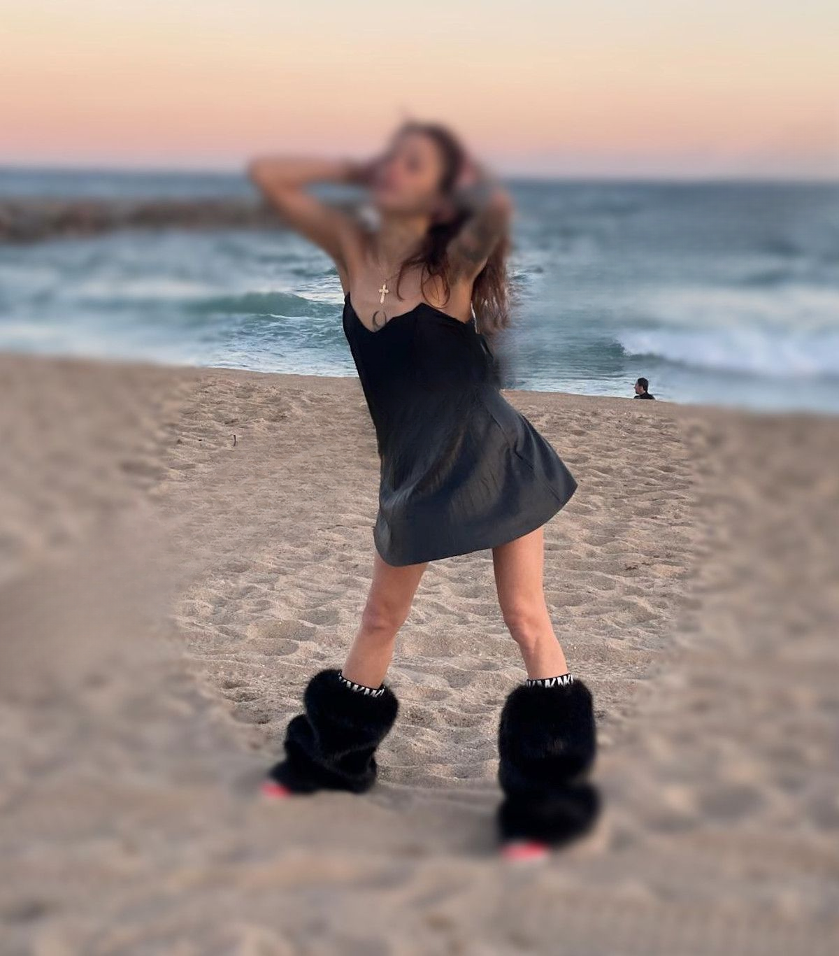 617543612|BRUNA|Chica