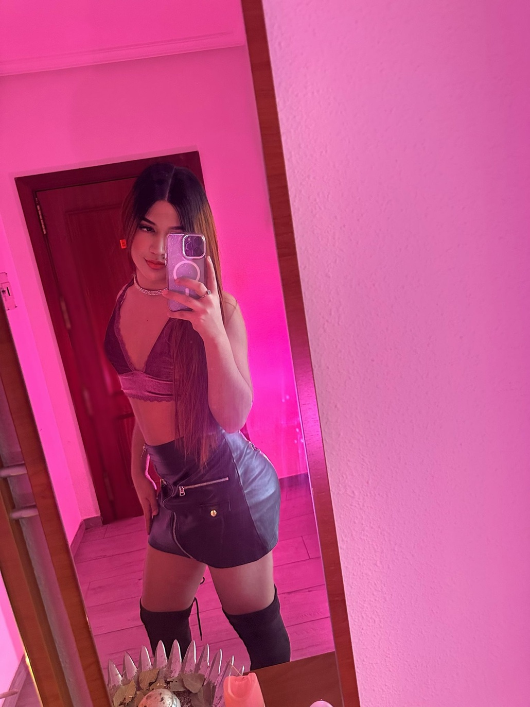 610007201|CHANEL|Travesti