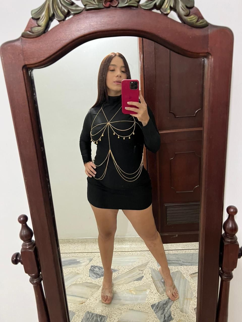 613366739|CELESTE|Chica