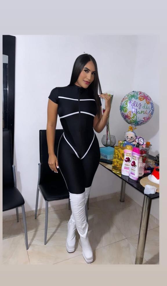 664327437|NICOLETA|Chica