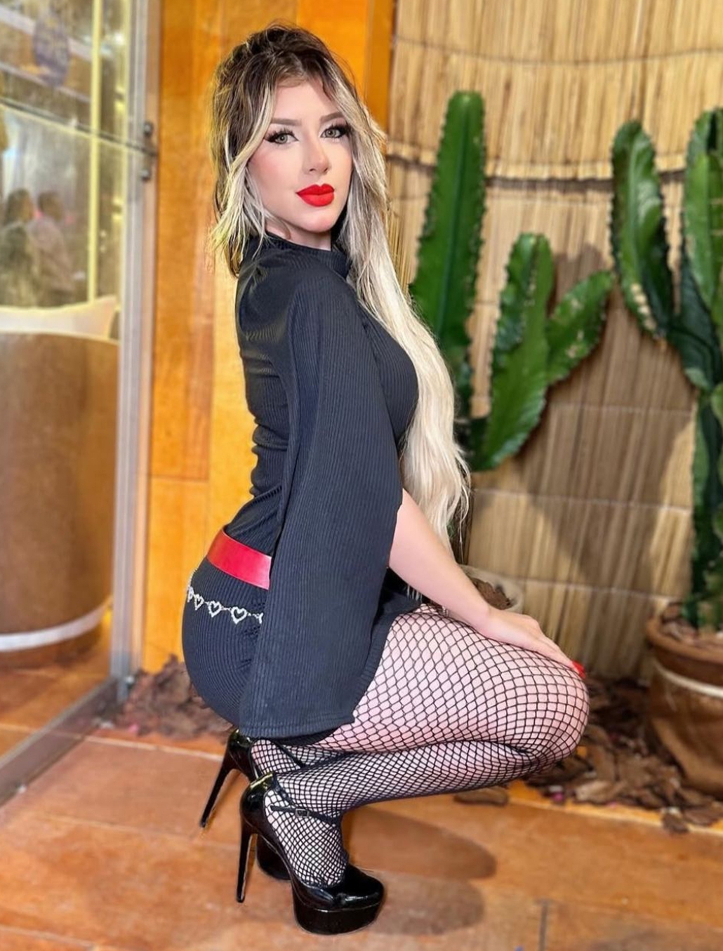 602473195|HELENA|Chica