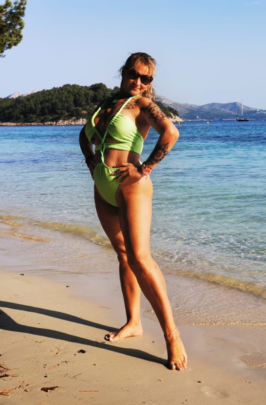 632097409|MARIANA|Chica