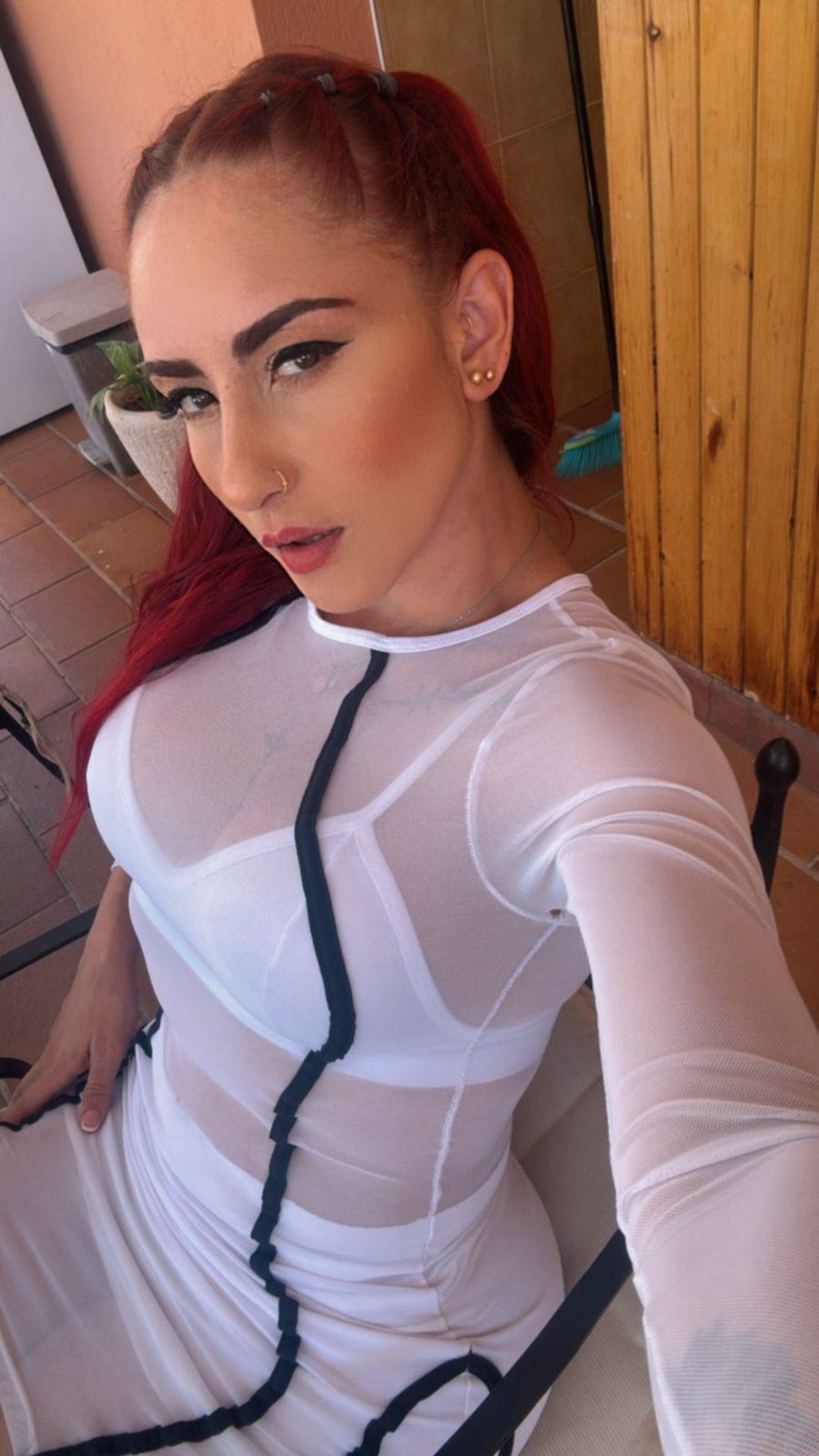 658620199|ESMERALDA|Chica