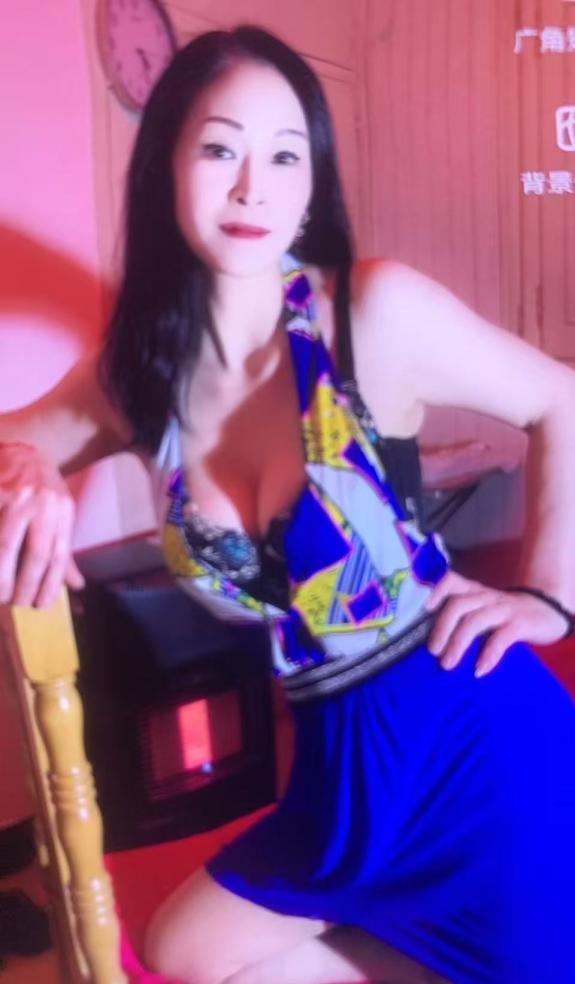 688033596|ELISABETH|Chica
