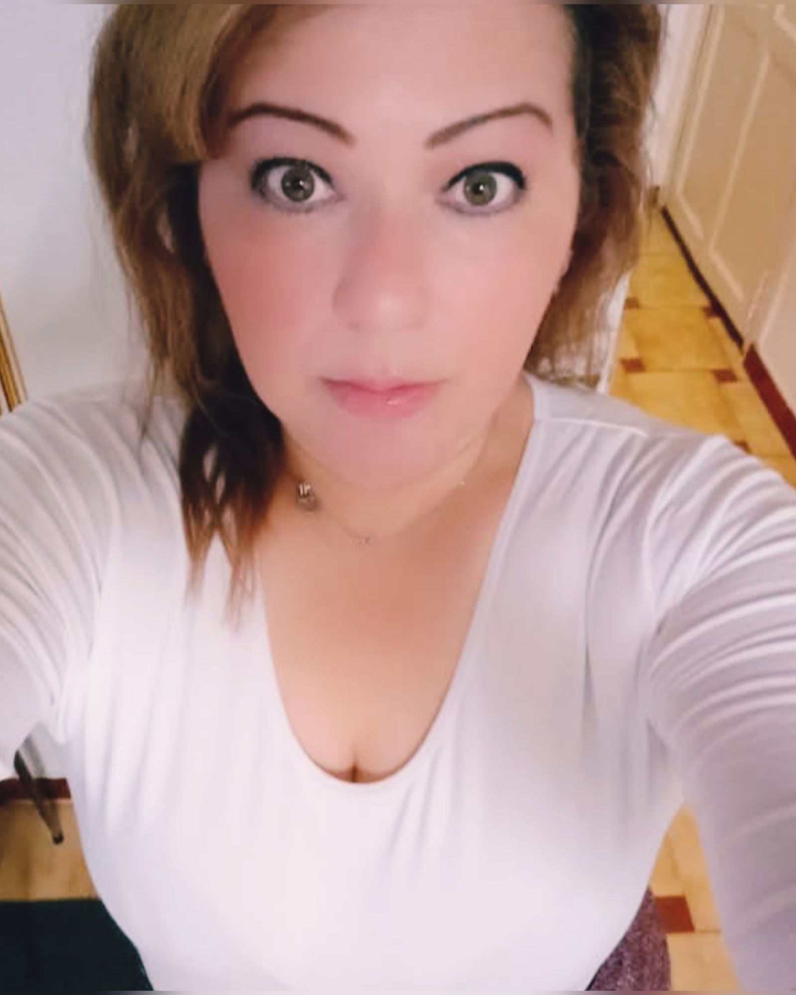 624033297|MASAJISTA|Chica