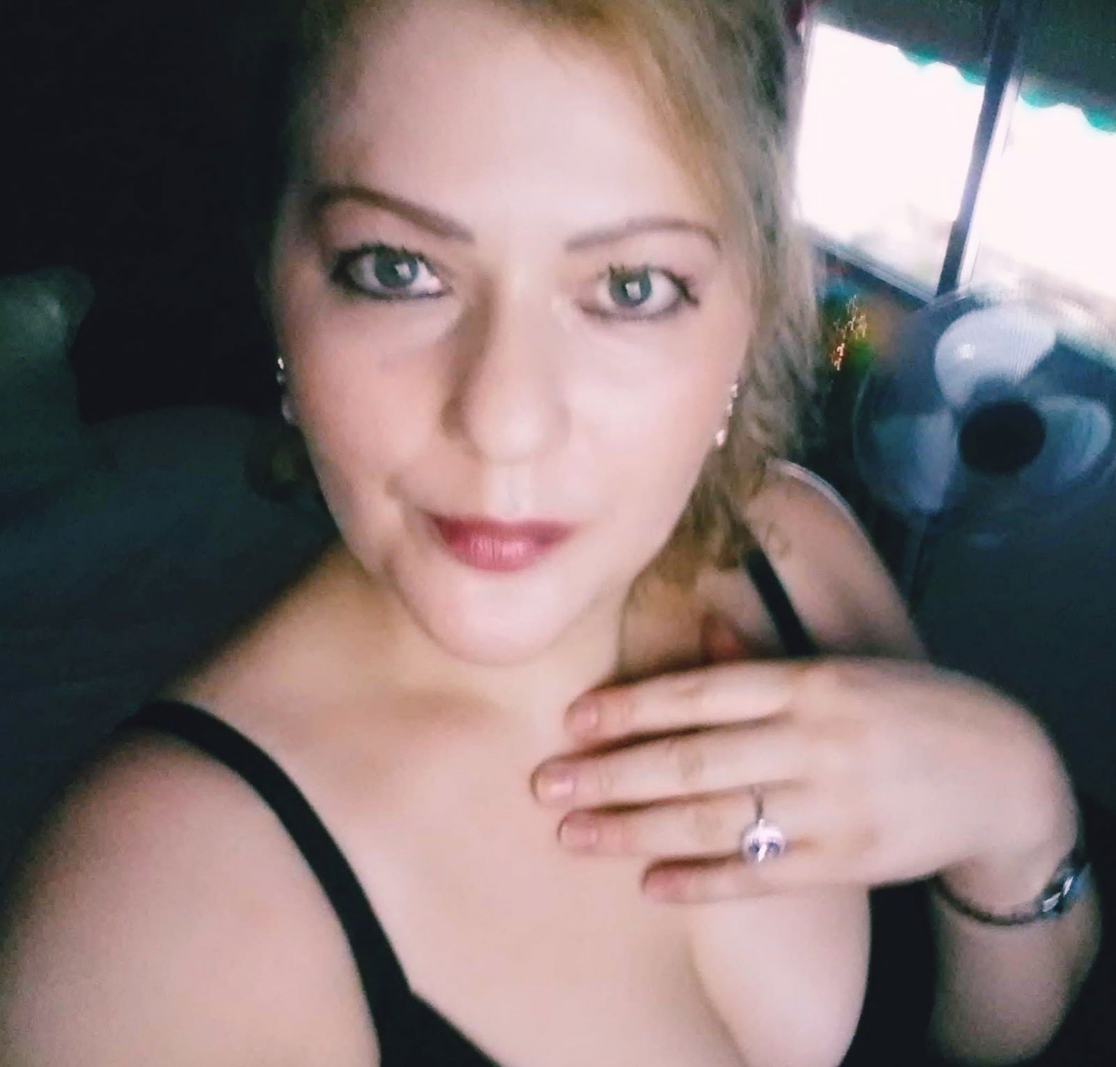 624033297|MASAJISTA|Chica