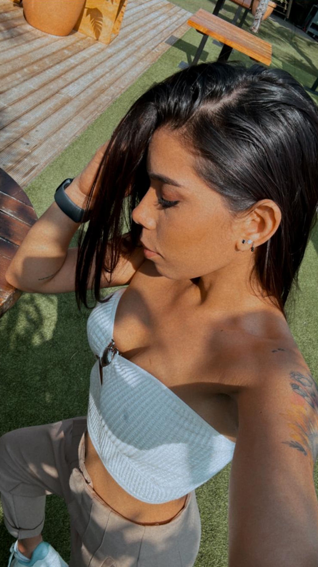 680615957|LAURA|Chica
