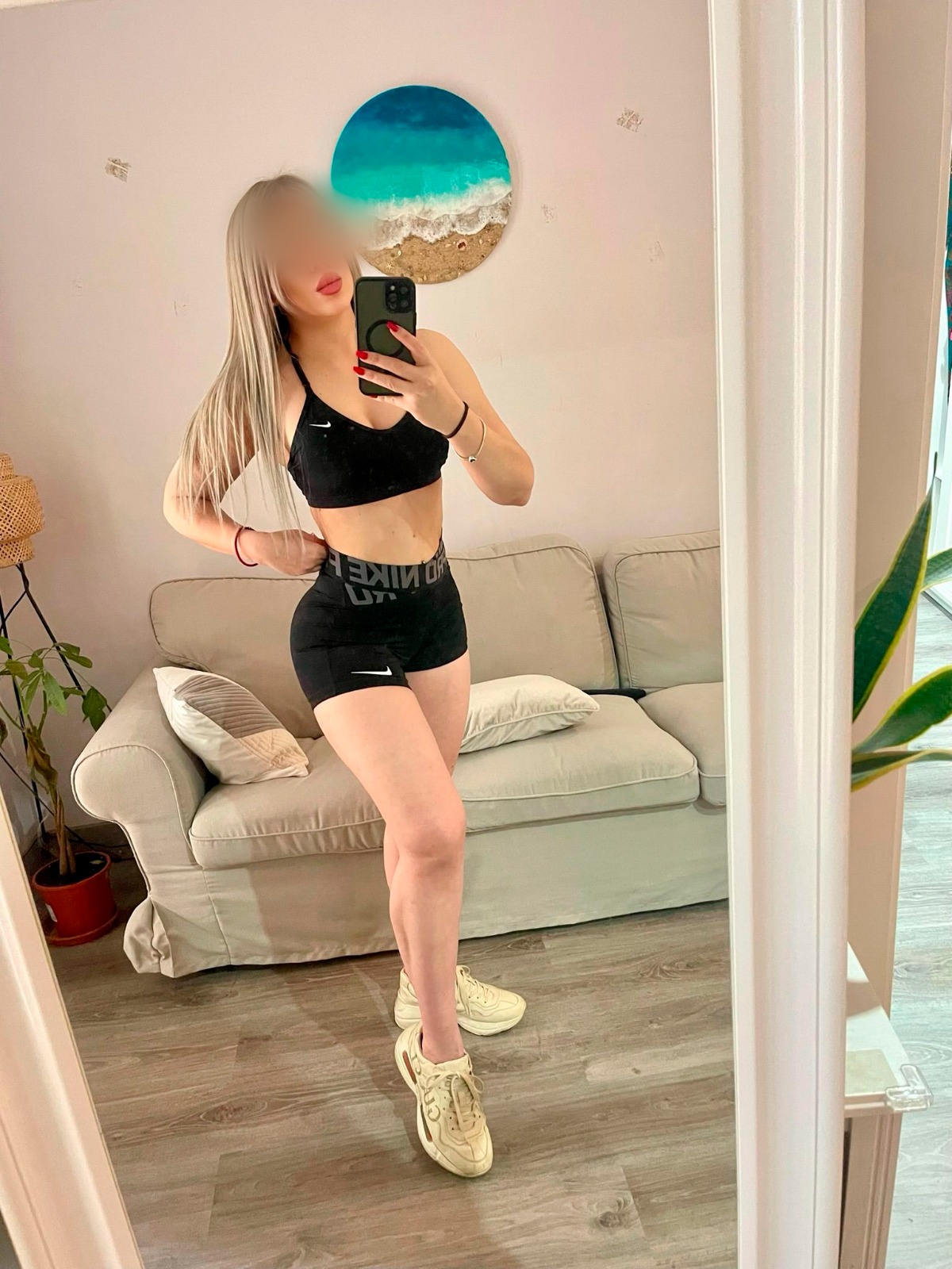 634822229|LETICIA FERRAZ|Chica