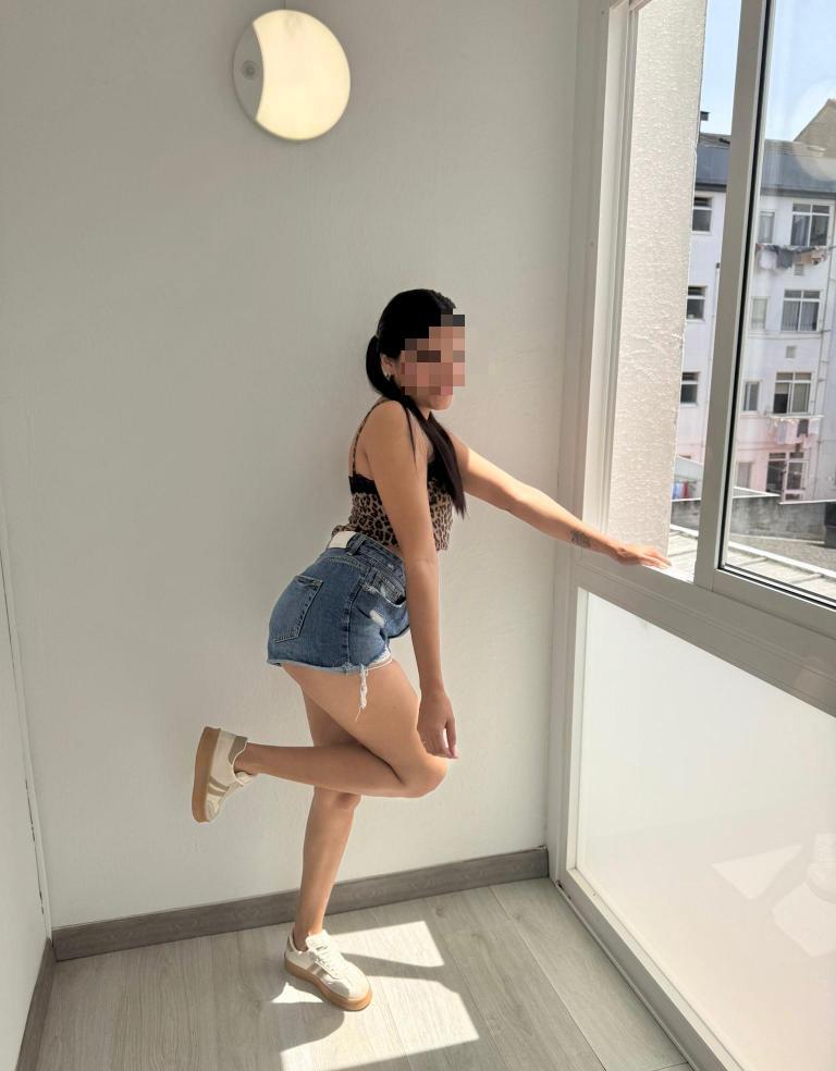 641570598|ESTEFANÍA|Chica