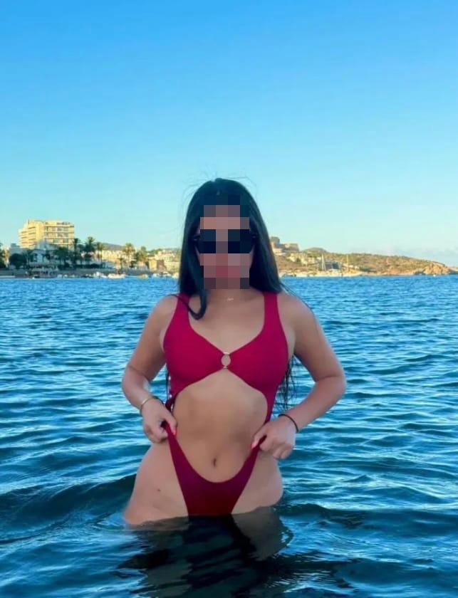 641570598|ESTEFANÍA|Chica