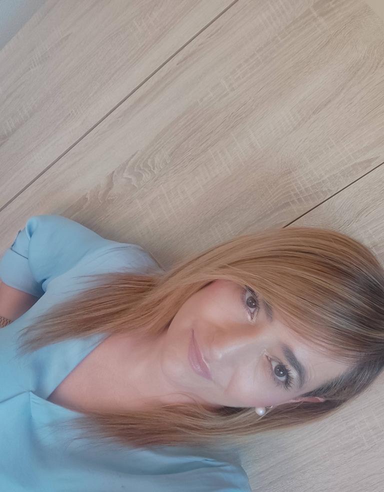 614735215|MARTA|Chica