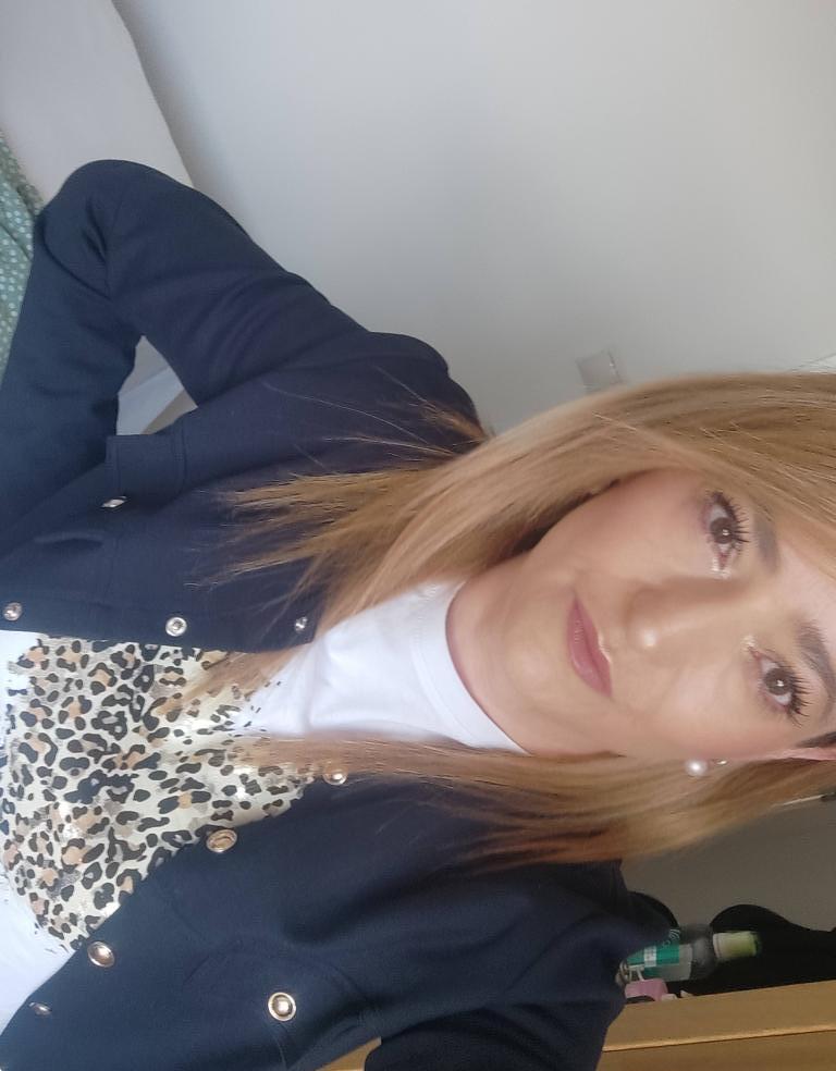 614735215|MARTA|Chica