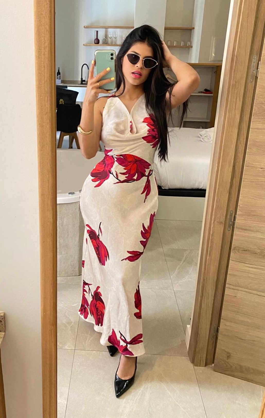 611833483|CAMILA|Escort